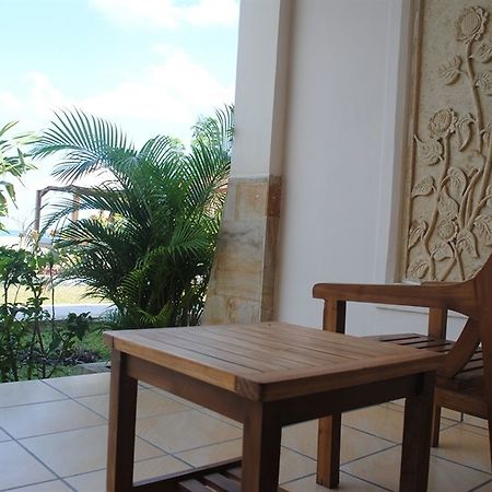 Lombok Beach Villa Mangsit Exteriör bild