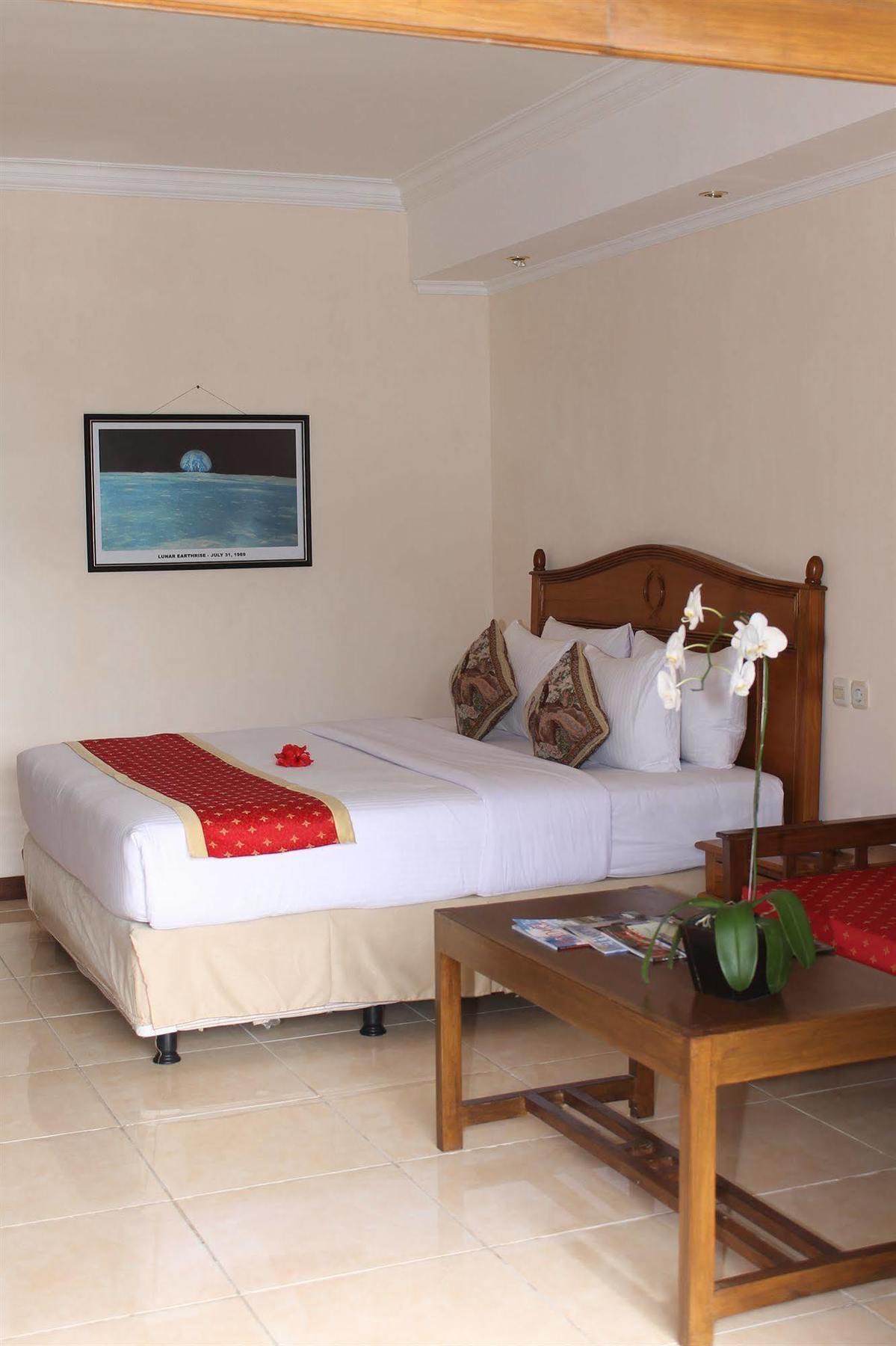 Lombok Beach Villa Mangsit Exteriör bild