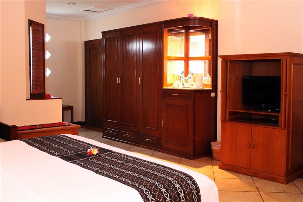 Lombok Beach Villa Mangsit Exteriör bild